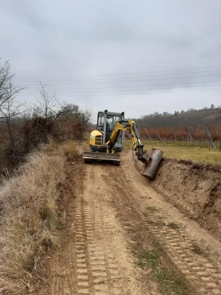 Instandsetzung eines Weges Instandsetzung eines Weges